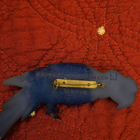 Vintage Buch Deichmann Copenhagen Denmark Big Parrot Bird Brooch Pin Large blue - Picture 3 of 4
